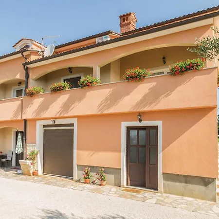 Lovely In With Kitchen Tar-Vabriga